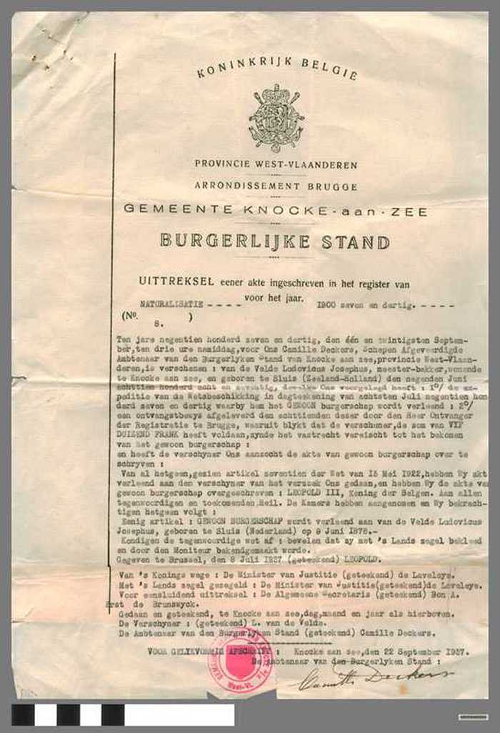 UITTREKSEL eener akte ingeschreven in het register van NATURALISATIE voor het jaar 1900 zeven en dertig - VAN DE VELDE Ludovicus - DOCFAGA00004 UITTREKSEL eener akte ingeschreven in het register van NATURALISATIE voor het jaar 1900 zeven en dertig - VAN DE VELDE Ludovicus