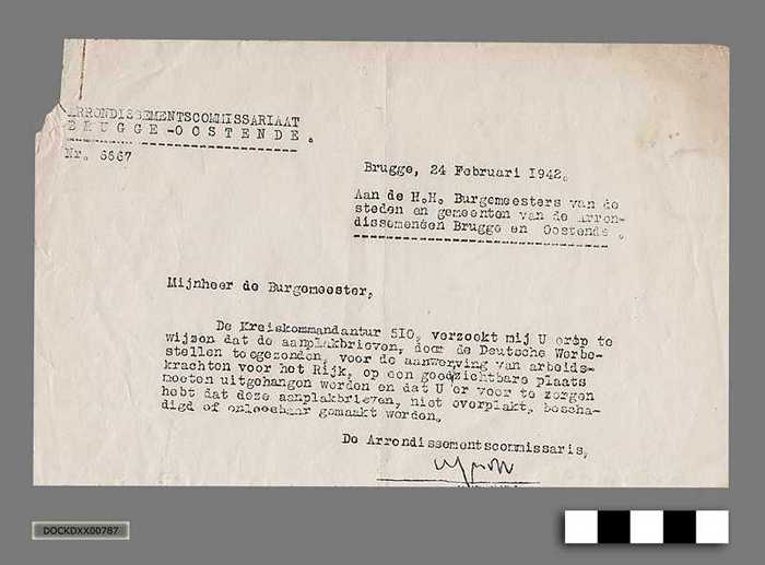 Oorlogscorrespondentie anno 1942 - Uithangen affiches aanwerving arbeidskrachten - DOCKDXX00787 Oorlogscorrespondentie anno 1942 - Uithangen affiches aanwerving arbeidskrachten